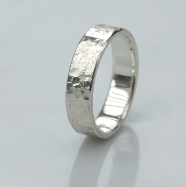 Rock Texture 9k White Gold Ring