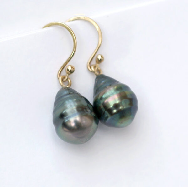 Solid 14k Gold Earrings with Black Tahitian Pearls