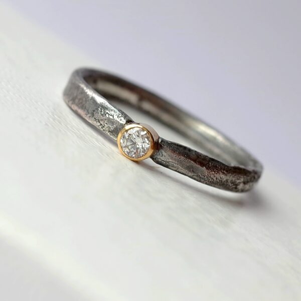 Rustic Diamond 3mm