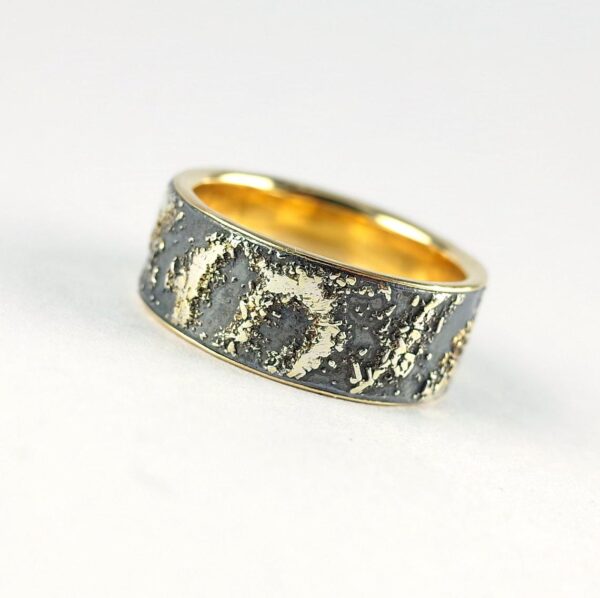 Gold Chaos with Gold Lining 8mm - Unique ring with oxidized silver base, rustic gold texture and shiny gold inside.
